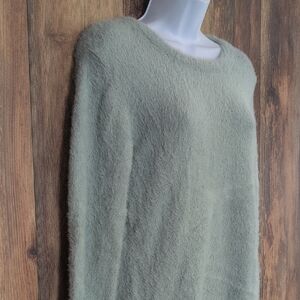 Ellen Tracy Sage Green Crew Neck Sweater S              -H122